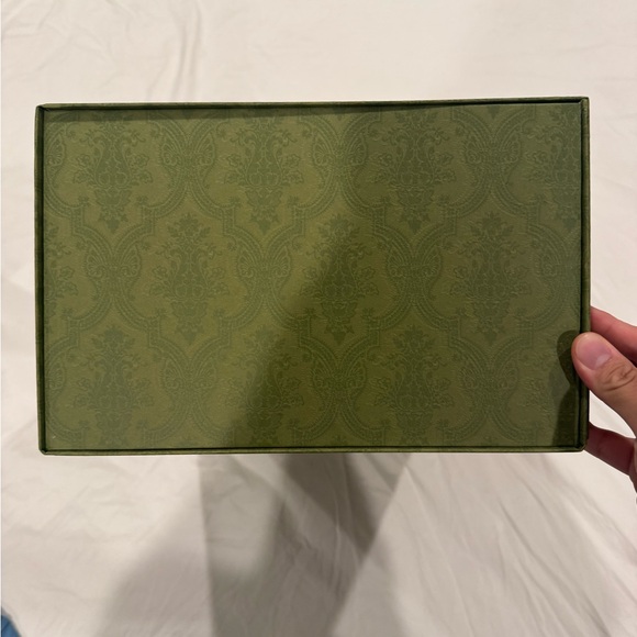Gucci Gift Box - Picture 4 of 13